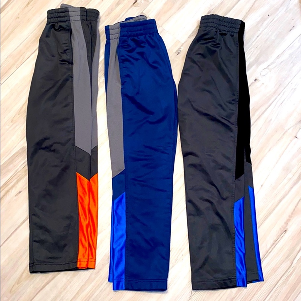 3 pair- Boys Athletic Works Pants size 6-7